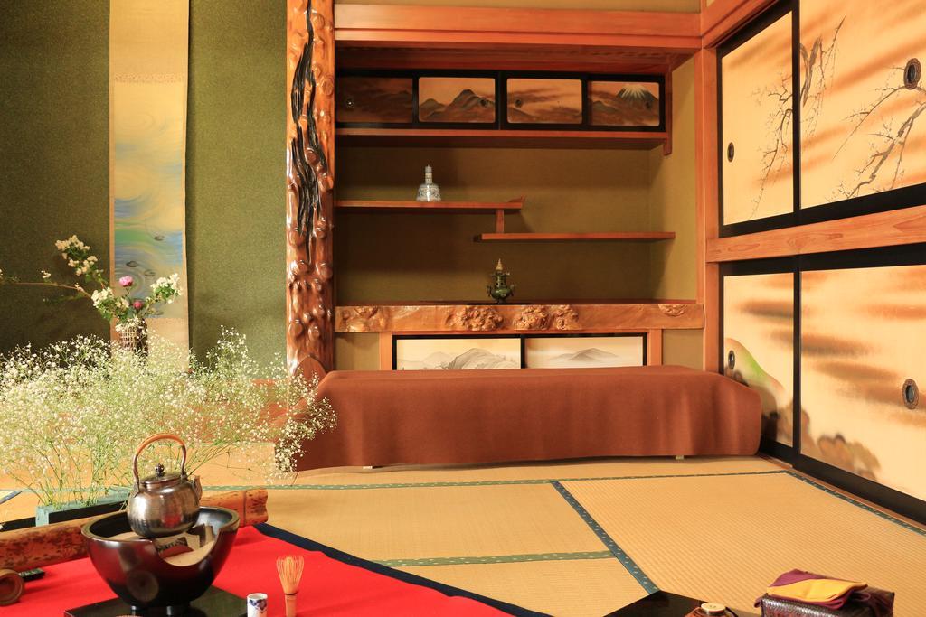Kougetsu Sanso -- Moon Villa In Tokyo 하치오지 외부 사진